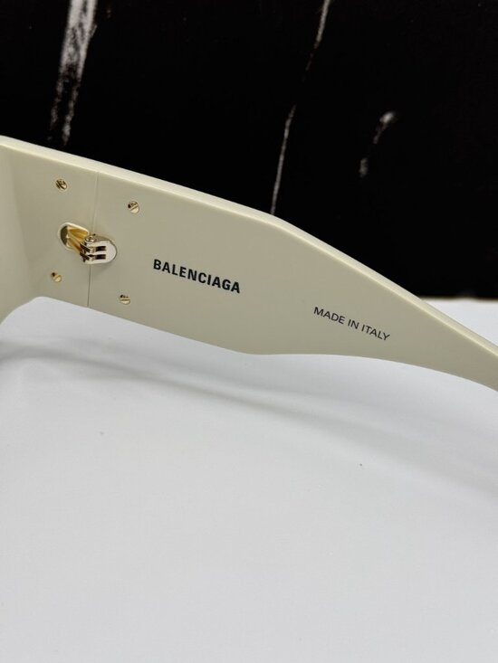 NEW BALENCIAGA BB0321S 010 IVORY WOMEN CAT EYE SUNGLASSES BALENCIAGA EYEWEAR